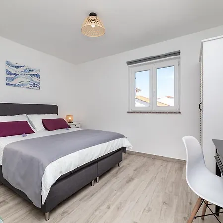 Deluxe Milazzi With Terrace Apartment