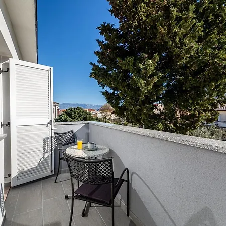 Deluxe Milazzi With Terrace Apartment