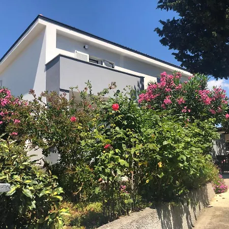 Deluxe Milazzi With Terrace Apartment